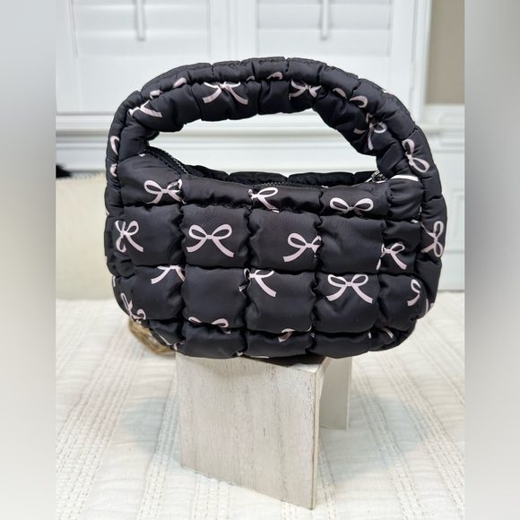 Small Black Puffer Bag with Pink Bows - Picture 1 of 7